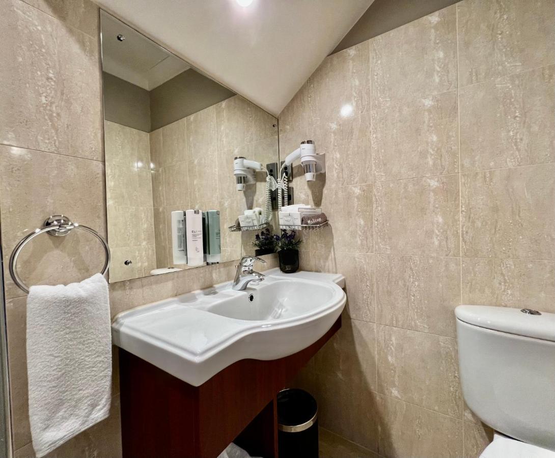 המילטון Quantum Lodge Motor Inn מראה חיצוני תמונה