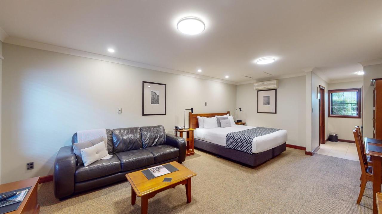 המילטון Quantum Lodge Motor Inn מראה חיצוני תמונה