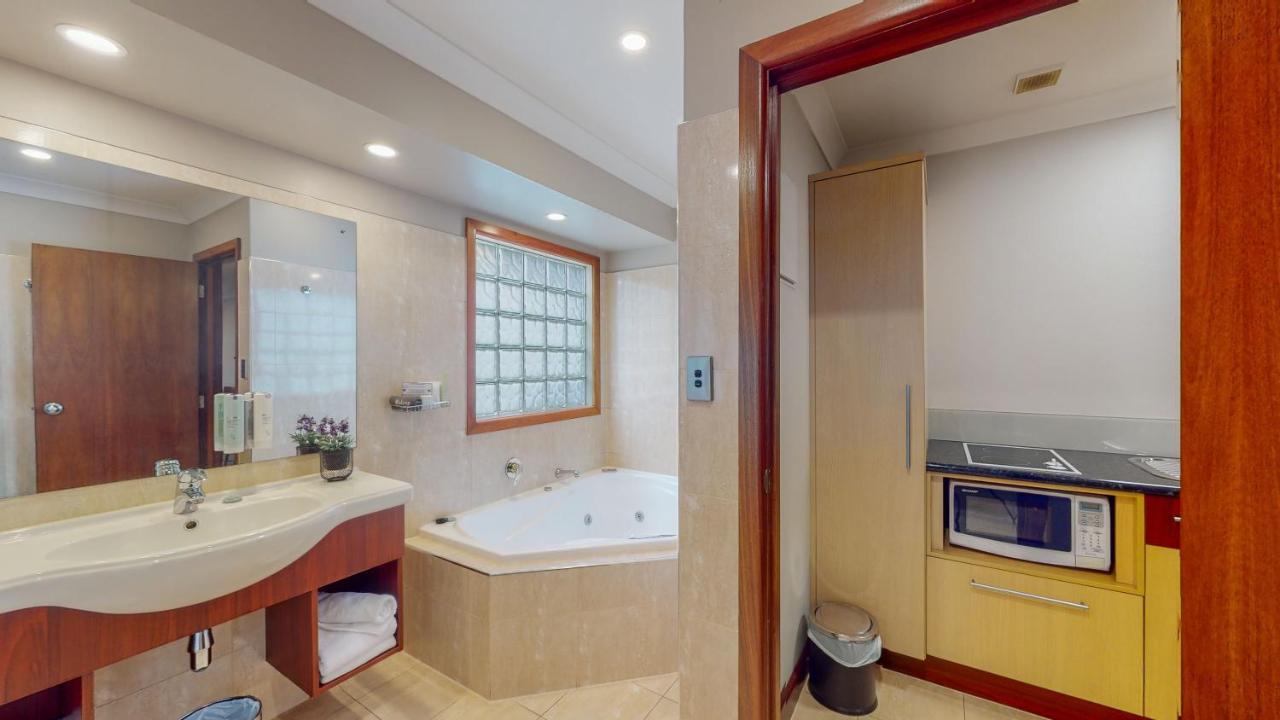 המילטון Quantum Lodge Motor Inn מראה חיצוני תמונה