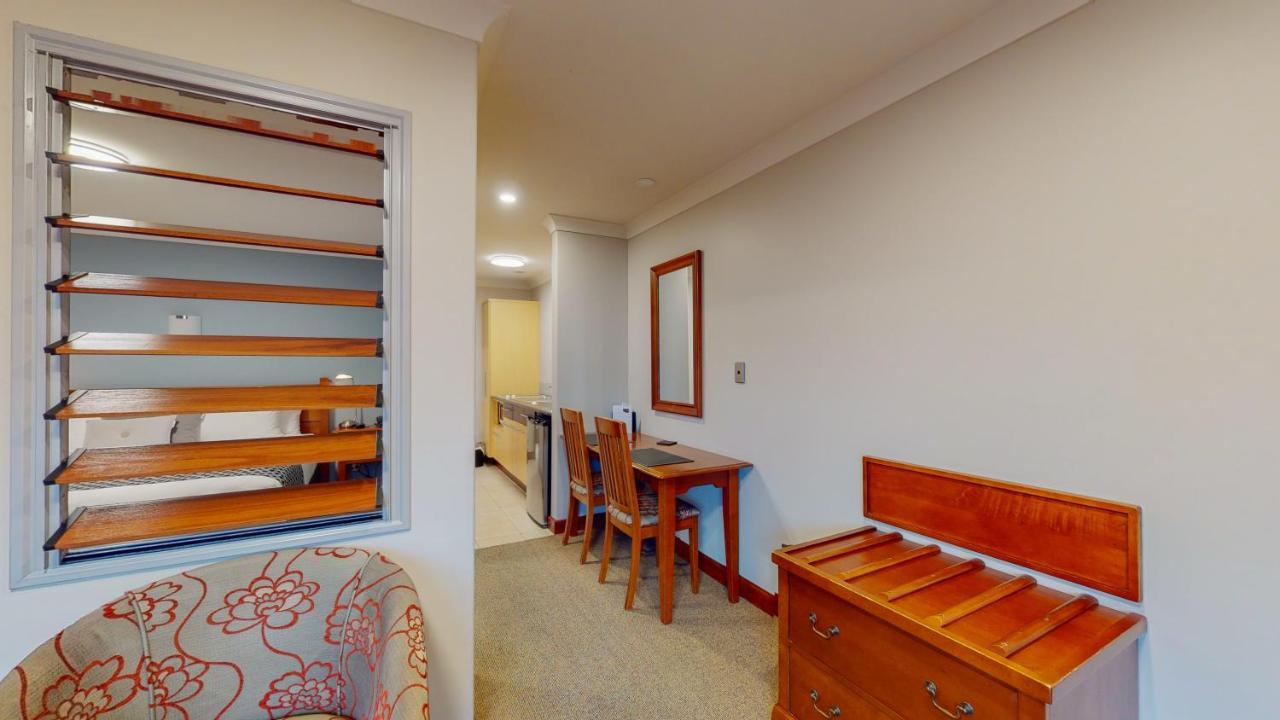 המילטון Quantum Lodge Motor Inn מראה חיצוני תמונה
