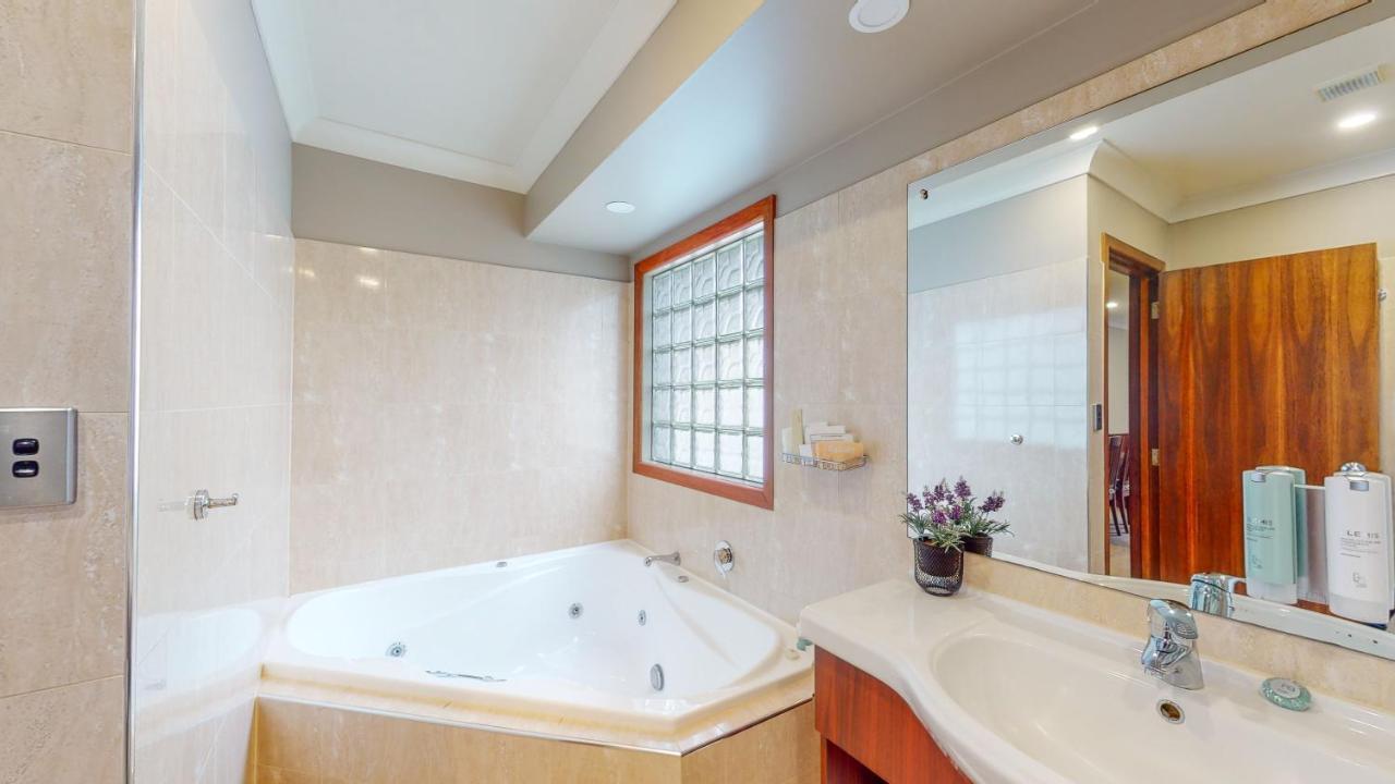 המילטון Quantum Lodge Motor Inn מראה חיצוני תמונה