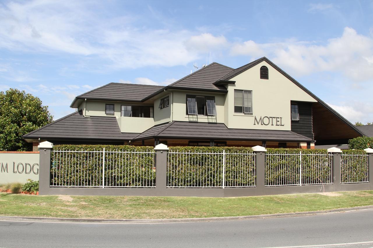 המילטון Quantum Lodge Motor Inn מראה חיצוני תמונה